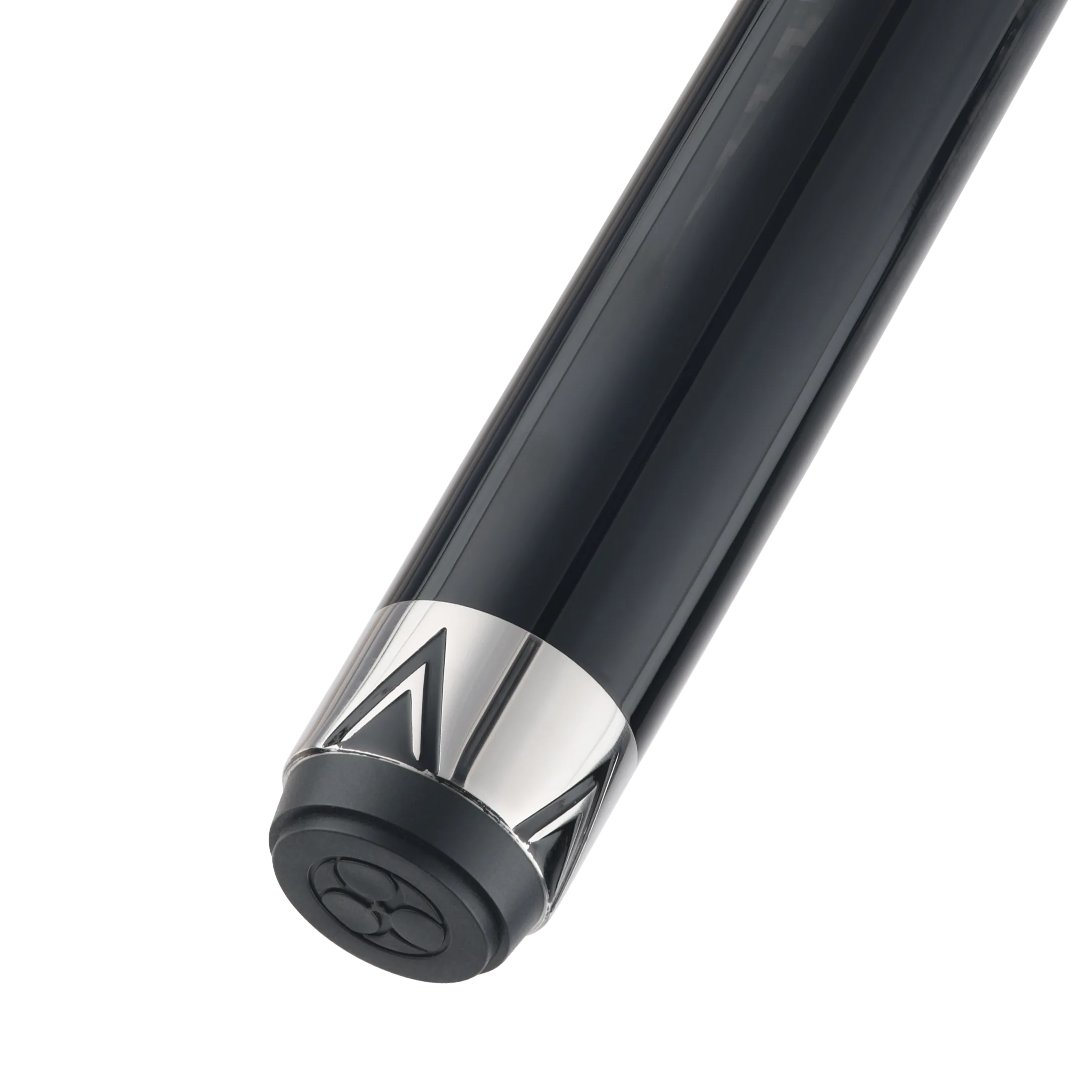 POISON Maelith black and black butt closeup at a 30 degree angle