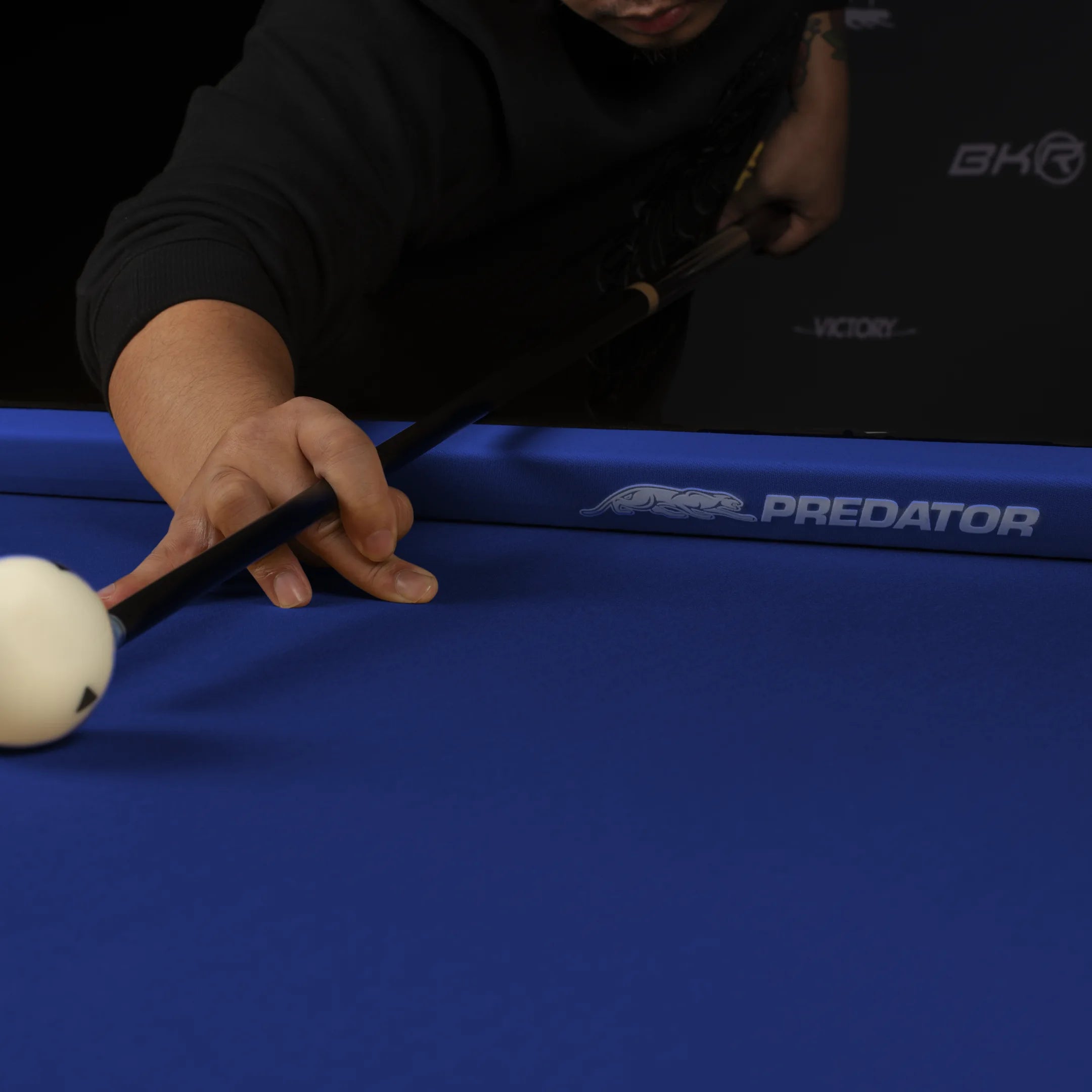 Predator Arcadia select pool cloth royal blue